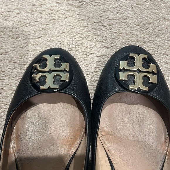 TORY BURCH CLAIRE CAP-TOE BALLET FLAT - Picture 2 of 6